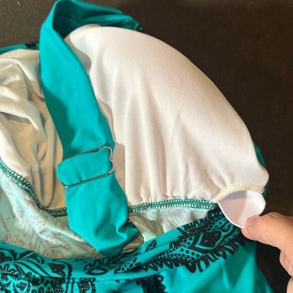 Women’s 2 Piece Plus Sized Swimsuit Tankini Adjustable Straps Size 24 NWT - Picture 5 of 14